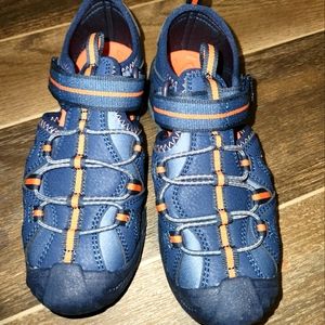 Brand new Merrell toddler boy shoe